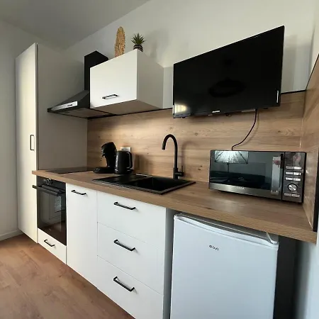 Avec Coin Nuit&cuisine Extérieur 22b * La Roche-sur-Yon