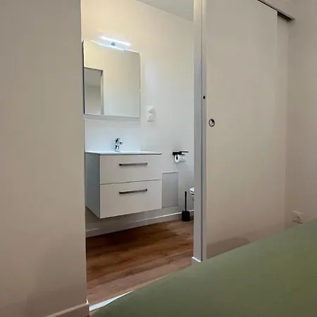 Apartment 22b Avec Exterieur Coin Nuit & Cuisine *