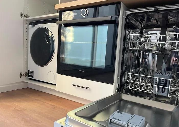 아파트 Avec Coin Nuit & Cuisine Exterieur Agreable 22b 라로츠수르욘